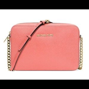 Michael kors jet set travel crossbody bag! NWT!